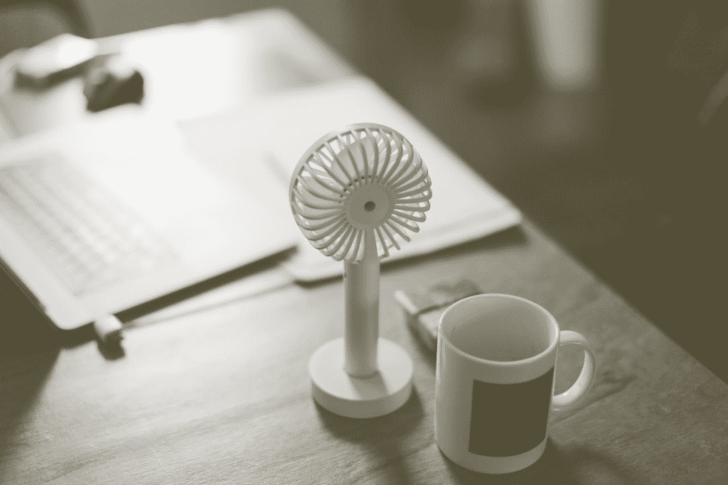 small desk fan for home heatwave preparedness